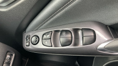 Nissan Juke 1.0 DiG-T 114 N-Connecta 5dr DCT Petrol Hatchback